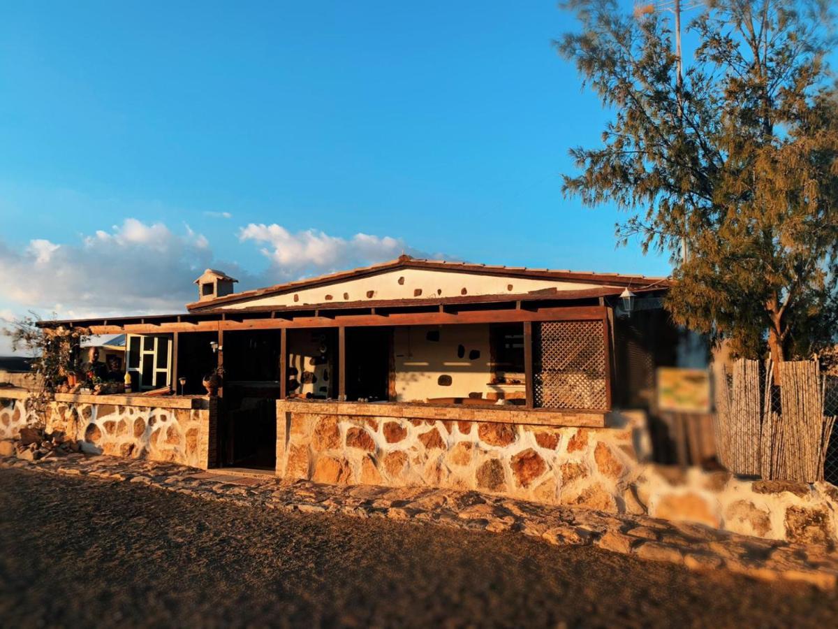 Magica Tindaya Surf House Hotel Esterno foto